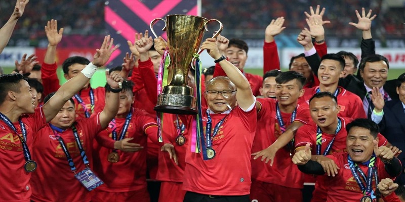 Việt Nam vô địch AFF Cup vào những năm 2008 và 2018